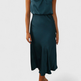 Rina Elegantne Drapeeritud Kaelusega Kleid
