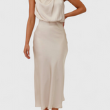 Rina Elegantne Drapeeritud Kaelusega Kleid