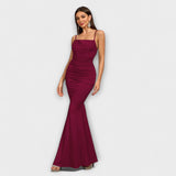 Callie - Elegantne kleit volangidega