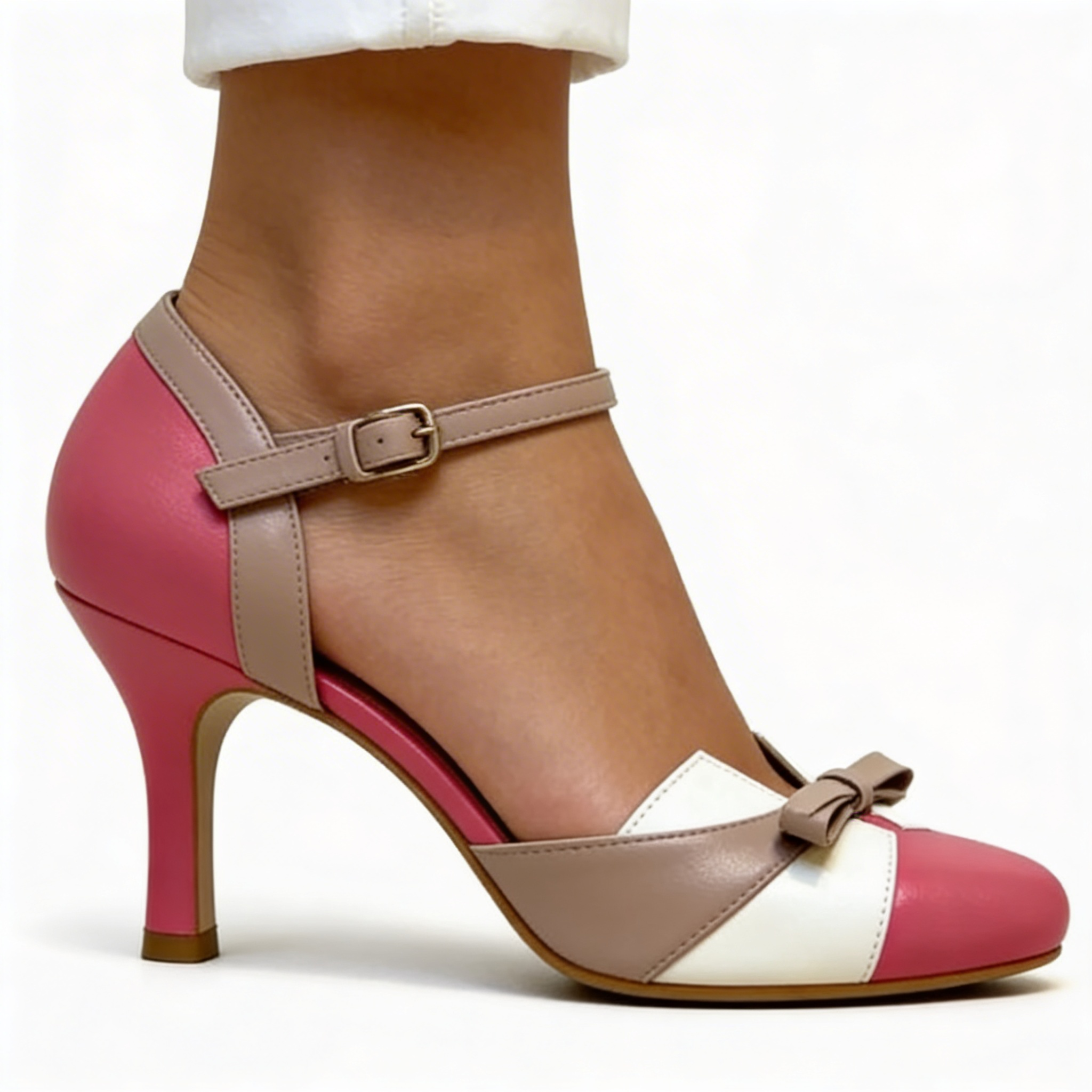 Consuelo™ | Elegantne Konts