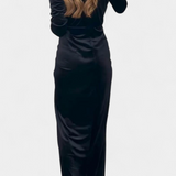 LaVerna Kuldkate V-kaelusega Pikk Kleid